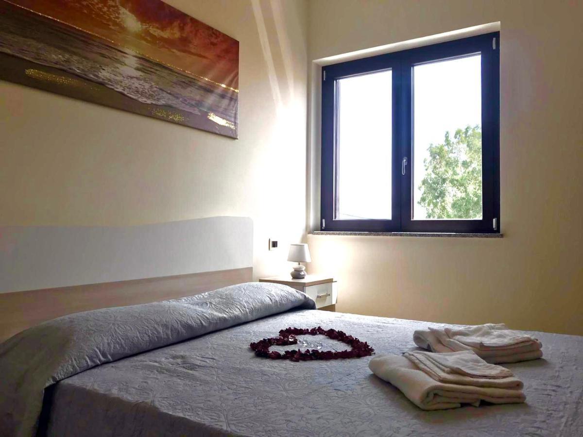 Casa Vacanze E Fitta Camere San Nico Corigliano Calabro Exterior foto