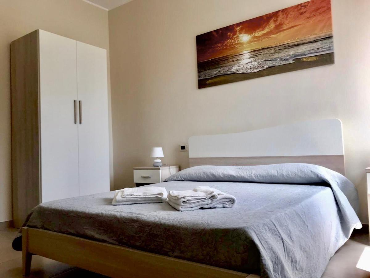 Casa Vacanze E Fitta Camere San Nico Corigliano Calabro Exterior foto